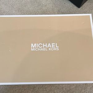 Micheal Micheal Kors Shoe